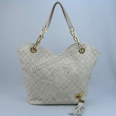 Louis Vuitton M07838 white graph