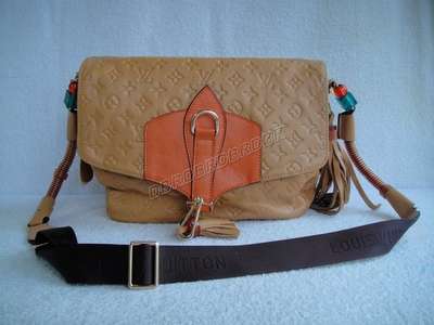 discount louis vuitton handbags leather m95381 yellowish brown wholesale