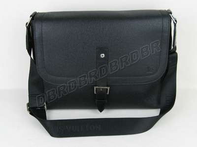 Discount Louis Vuitton Handbags Taiga M32004 Wholesale