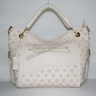 Louis Vuitton M1053 white