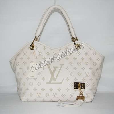 Louis Vuitton M95917 white