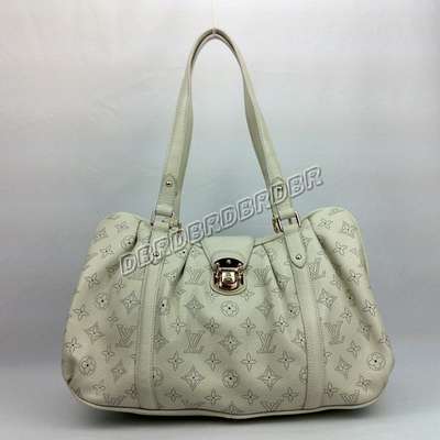 Louis Vuitton M95969 beige white