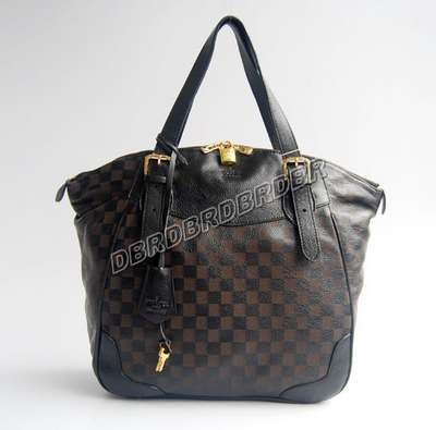 Louis Vuitton M95281 black