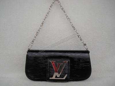 Louis Vuitton M93727 black