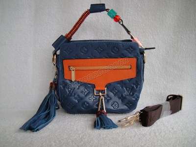 Louis Vuitton M95383 blue