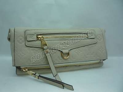 Louis Vuitton M93427 beige white