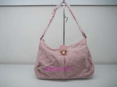 Louis Vuitton M95583 pink